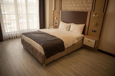 Eden's Hotel