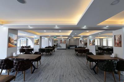 Raindrop Hotel