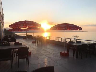 Van Orient Hotel