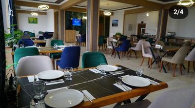 Van Orient Hotel