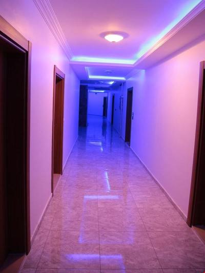 Van Suites Hotel
