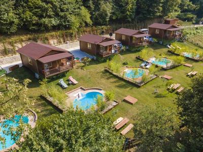 Lagun Pool Village