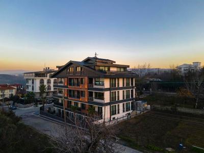 Luna Residence