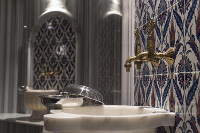 Mirart Hotel Boutique & Spa