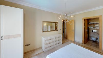 Goldcity Hotel
