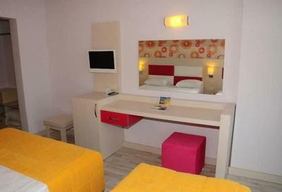 Side Win Hotel & Spa