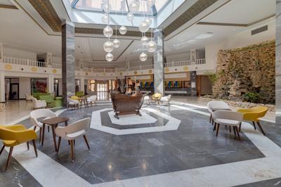 The Holiday Resort Hotel