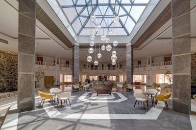 The Holiday Resort Hotel