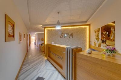 The Holiday Resort Hotel