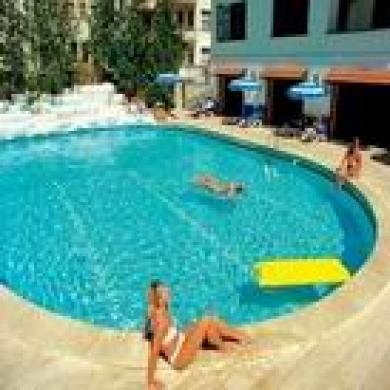 Boulevard Hotel