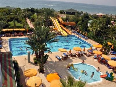 Caretta Beach Hotel