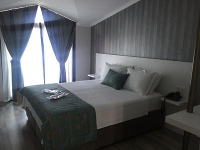 Side Center Hotel