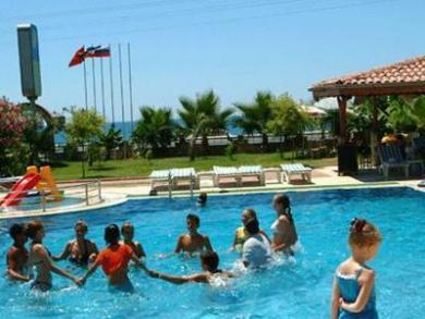 Lemon Beach Club
