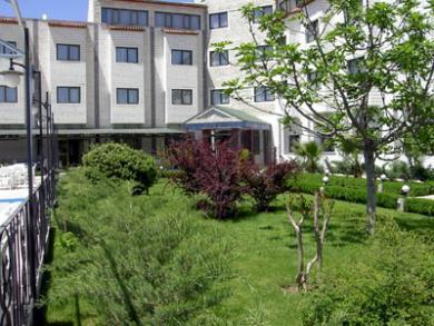 Zeus Hotel
