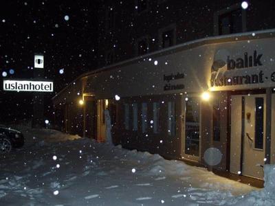 Uslan Hotel