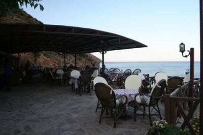 Golden River Hotel