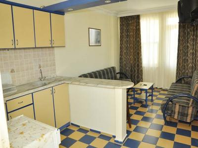 Almera Apart Hotel