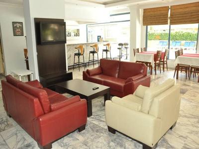 Almera Apart Hotel