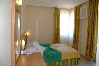 Elit Garden Hotel