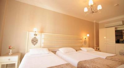 Royce Hotel