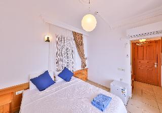 Kuluhana Aparthotel & Villas