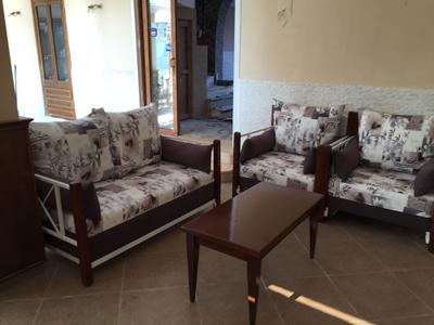 Palmyra Hotel & Sky Lounge