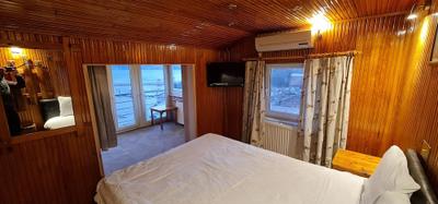 Lale Pension