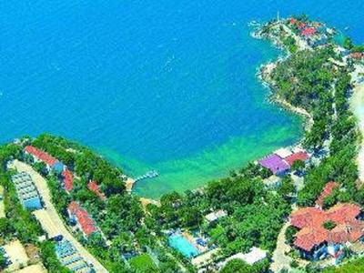 Mavi Holiday Village