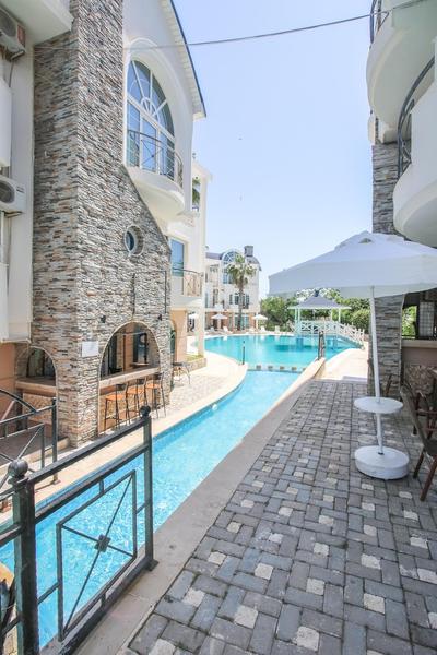 Seahorse Deluxe & Residences
