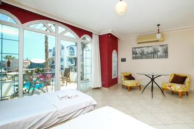 Seahorse Deluxe & Residences