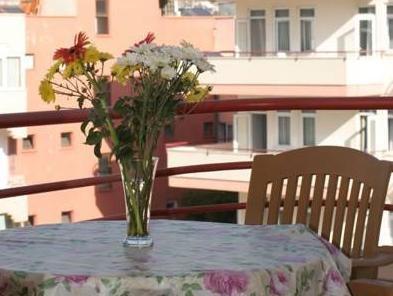 Aria Riva Apart Hotel