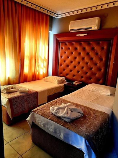 Eras Hotel