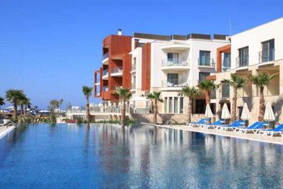 Sundance Residences & Suites Hotel