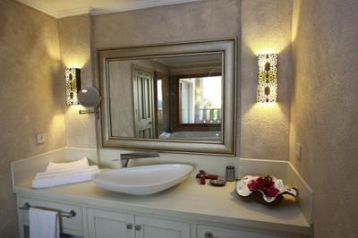 Temenos Luxury Hotel & Spa