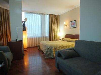 Emexotel