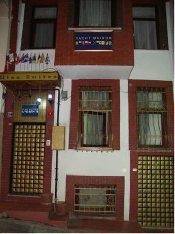 Ulas Suites & Apartments