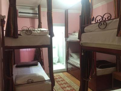 Big Apple Hostel