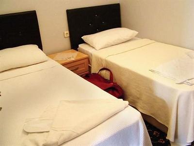 Vica Guest House