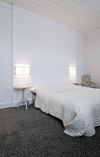 Kar's Otel