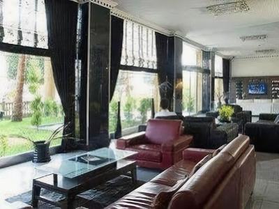 Airport Hotel