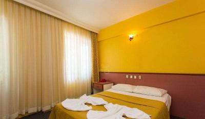 Emre Studios and Apartments
