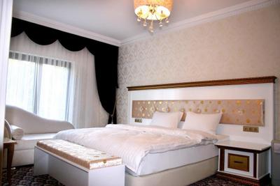 Grand Yueksel