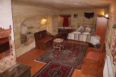 Oriental Cave Suites