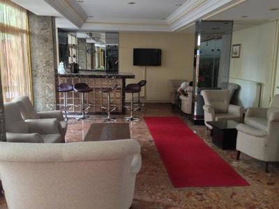 Izz Otel