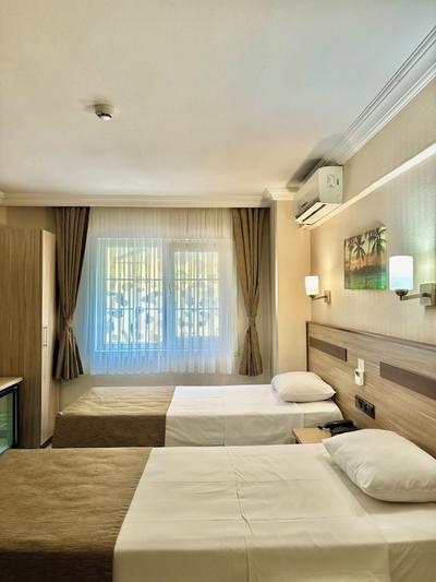 Gold Hotel