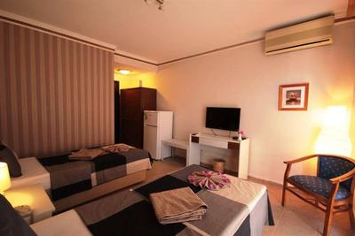 Club Pirinc Hotel