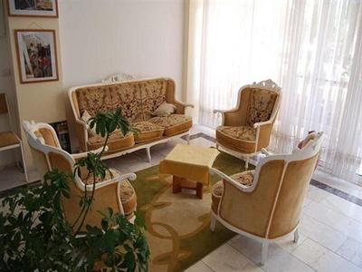 Manolya Hotel & Apartements