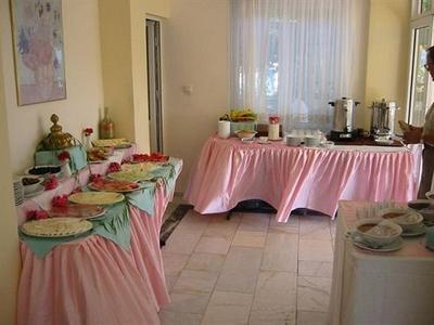 Manolya Hotel & Apartements
