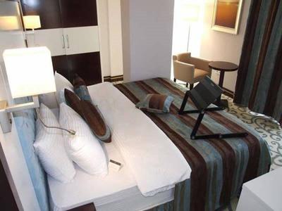For You Hotel
