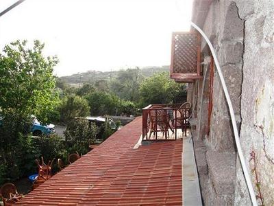 Troas Motel